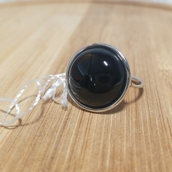 NWT Calvin Klein Black Circle Fashion Ring size 9 - Picture 1 of 5